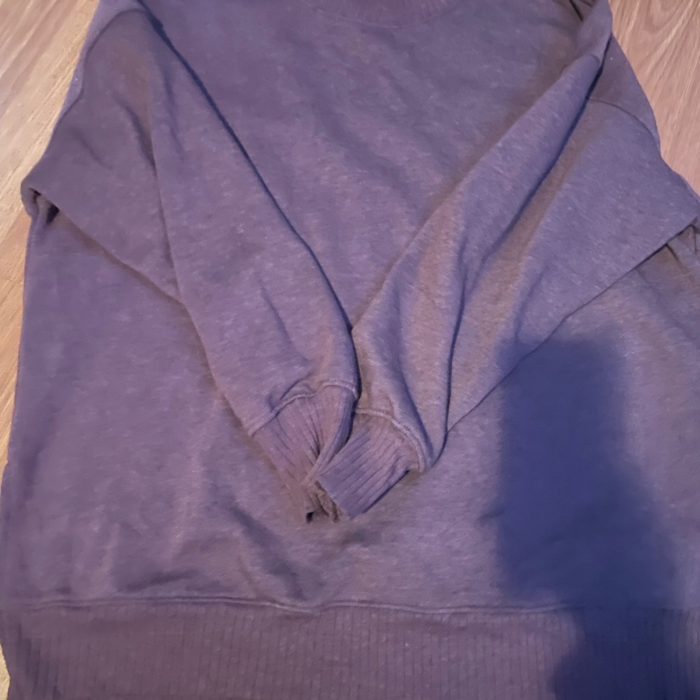 oversized sweatshirt